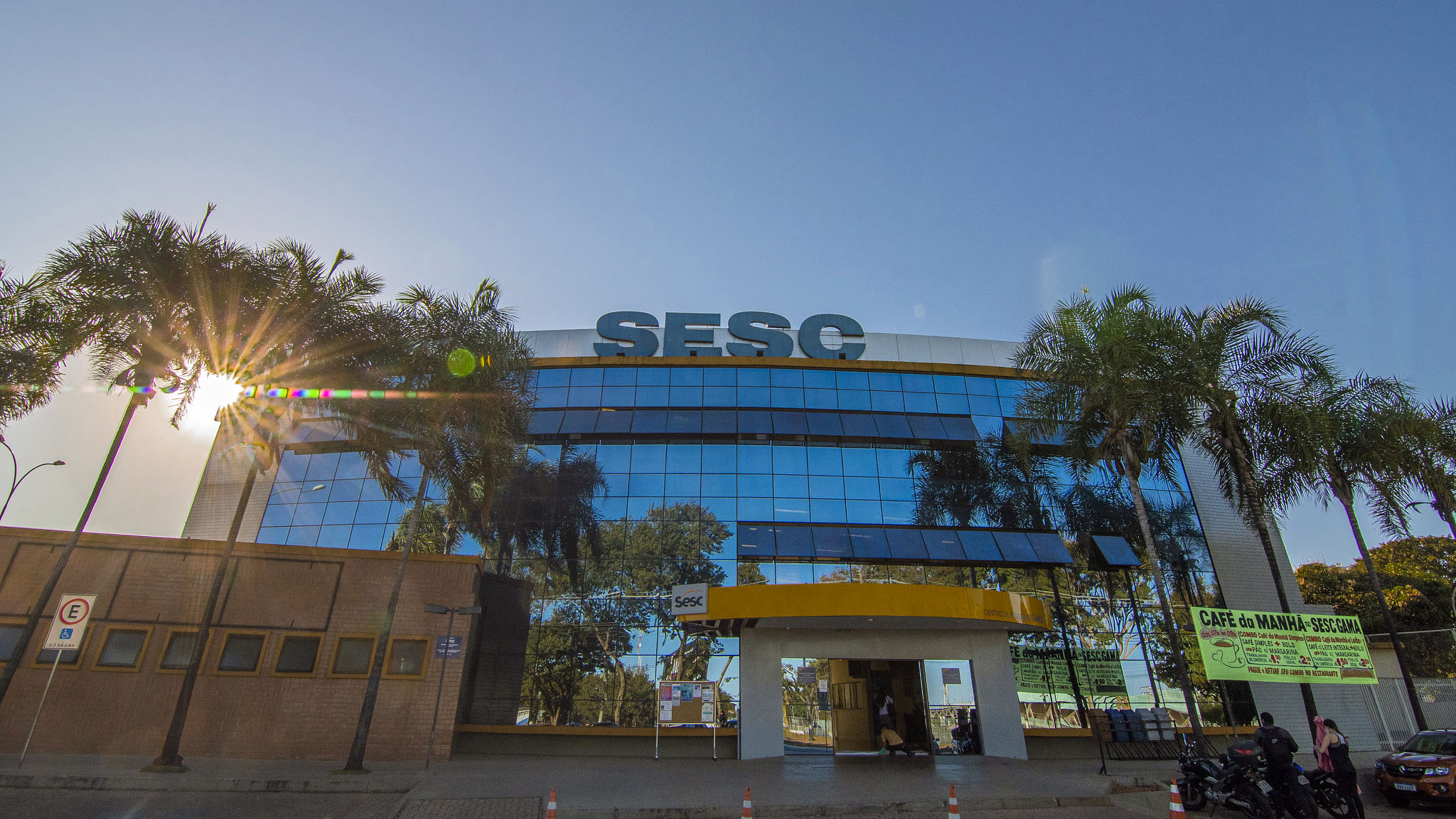 Sesc vai aceitar pai, mãe, padrasto e madrasta como dependentes